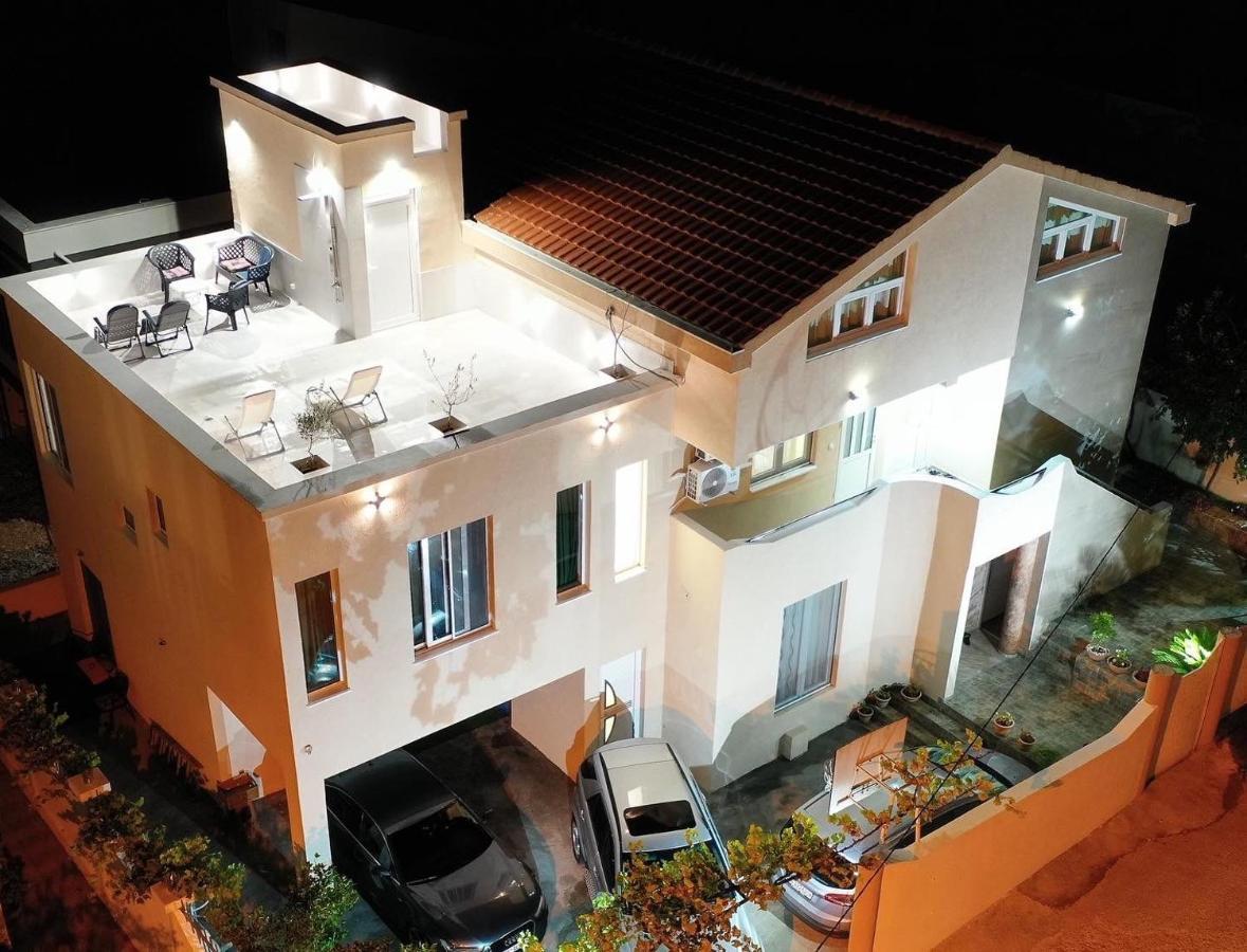 Id Apartments Tivat Exteriér fotografie