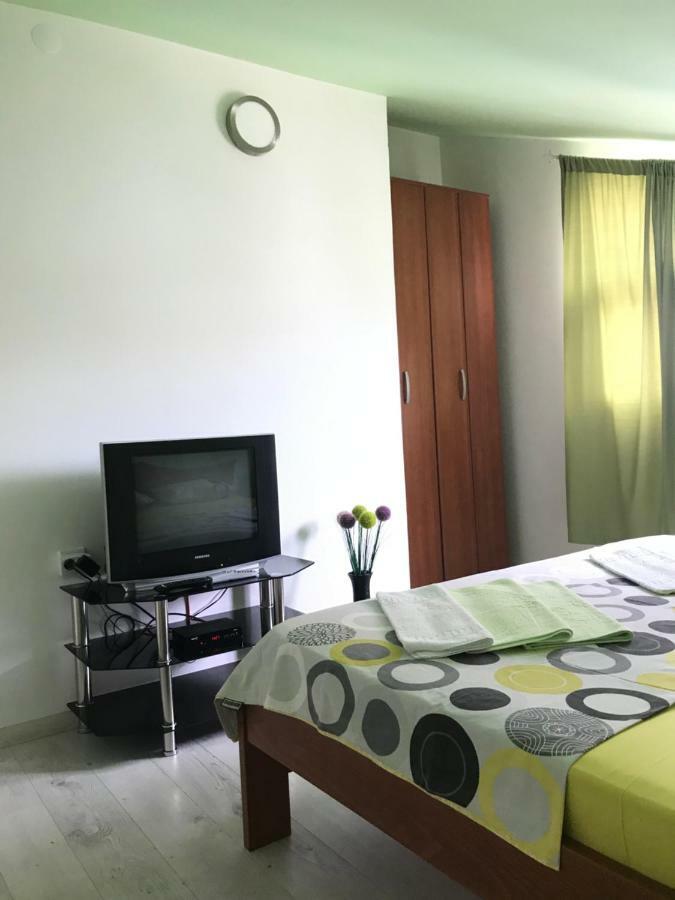 Id Apartments Tivat Exteriér fotografie